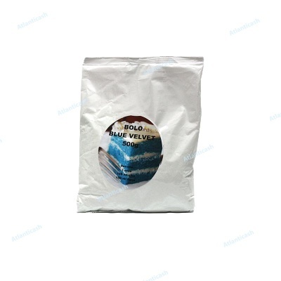 Pacote branco com etiqueta redonda de bolo Blue Velvet 500g