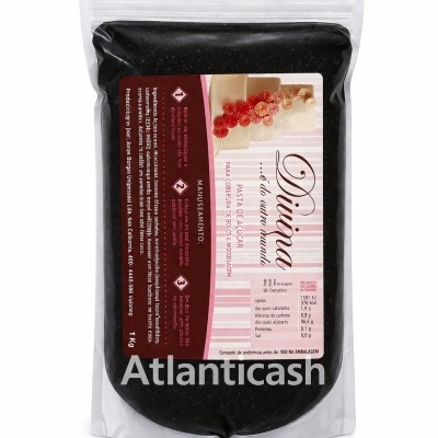 Pasta de açúcar preta para decoração de bolos em embalagem plástica transparente com etiqueta