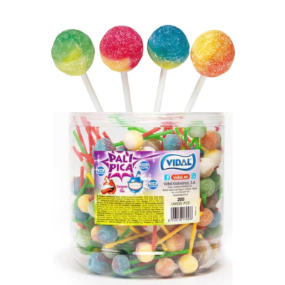 Baldes com pirulitos coloridos e rótulo com texto Balipica e Vidal