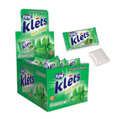 Chicletes Fini klets Más Sabor Hierbabuena, embalagem verde
