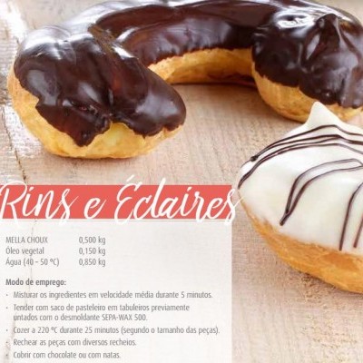 Dois éclaires, um com chocolate preto e outro com chocolate branco riscado, sobre madeira e texto explicativo em português.