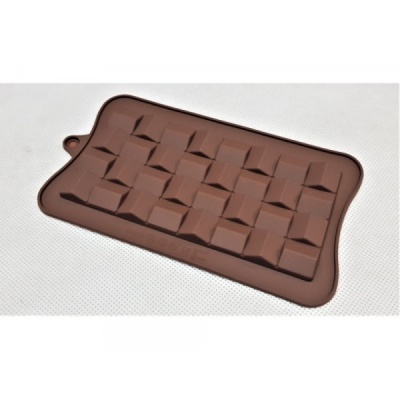 Tapete antideslizante de silicone castanho com quadrados elevados