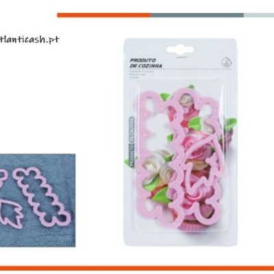 Conjunto de cortadores de massa cor-de-rosa embalados, texto Produto de Cozinha