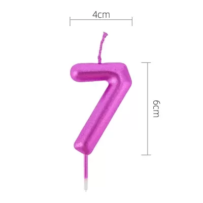 Vela de aniversário rosa formato número 7 com brilho