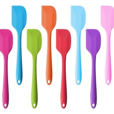 Conjunto colorido de nove espátulas de silicone