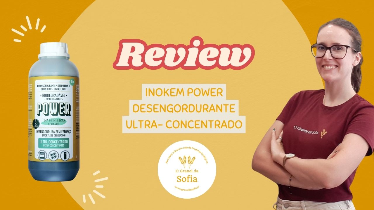 Frasco de desengordurante Inokem Power com texto Review ao lado de mulher sorridente em fundo amarelo