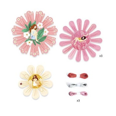 Flores de papel decorativas com ilustração central feminina e fios bordados coloridos