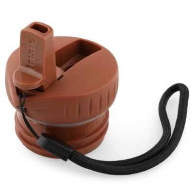 Tampa de plástico vermelha com cordão preto e bocal