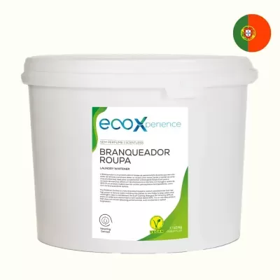 Baldes brancos com branqueador de roupa ecoxperience