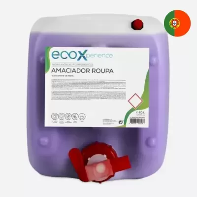 Recipiente de amaciador de roupa roxo com etiqueta branca e bico vermelho