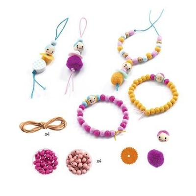 Materiais para fazer pulseiras com contas coloridas, bolas de pompom e fios de cordão.