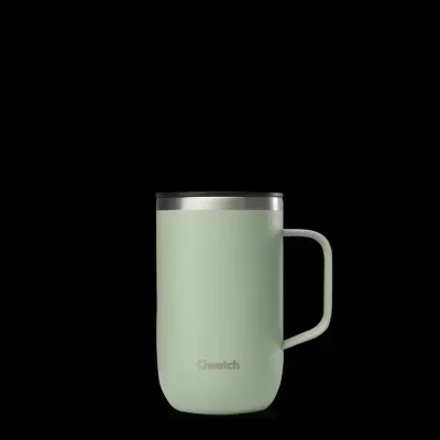 Caneca verde claro com tampa metálica e texto Owatch