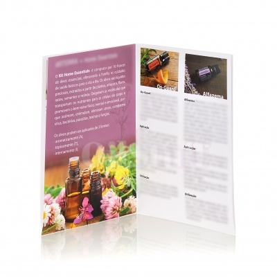 Folheto com informações e imagens de óleos essenciais e flores