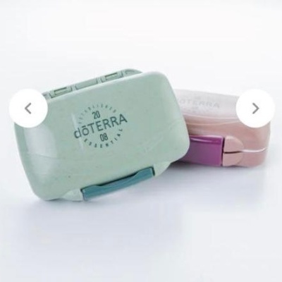 Caixas doTERRA para óleos essenciais em verde e bege