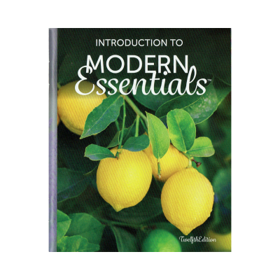 Capa do livro 'INTRODUCTION TO MODERN Essentials' com imagem de limões e folhas verdes