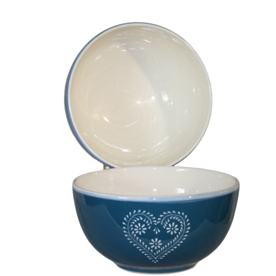 Dois tachos cerâmicos azul e branco com padrão de coração