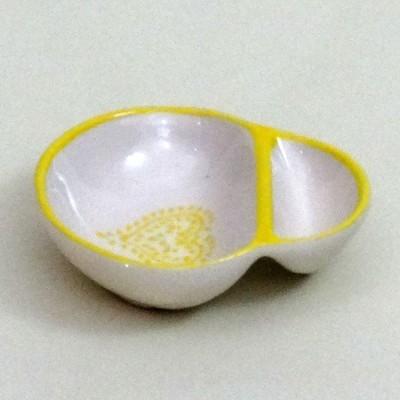 Taça dupla em cerâmica branca com detalhes amarelos