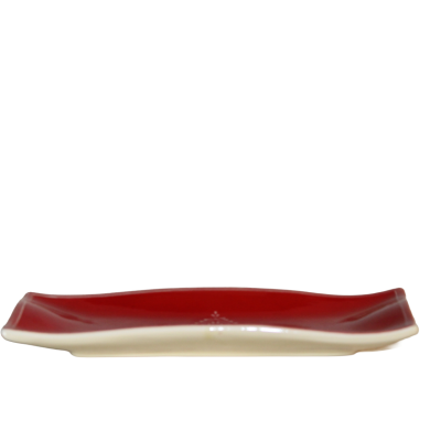 Prato retangular cerâmico vermelho e branco