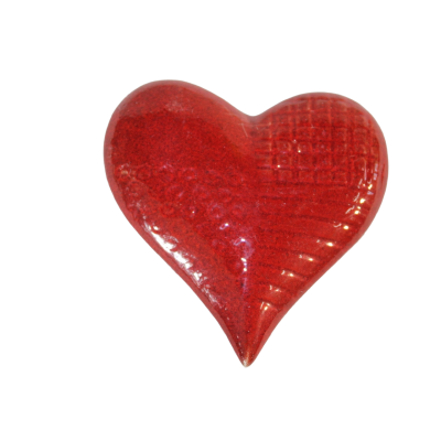 Coração decorativo vermelho em vidro com textura e padrão quadriculado