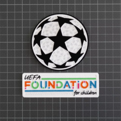 dois patches bordados, bola de futebol e texto UEFA FOUNDATION