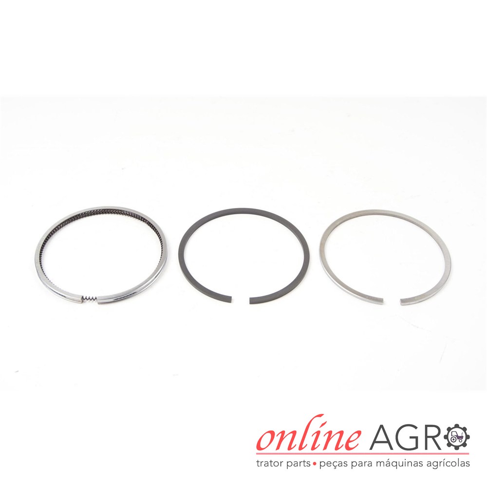 Aros de pistão, Kubota, OA1582121110PT Três anéis metálicos circulares sobre fundo branco com logo online AGRO