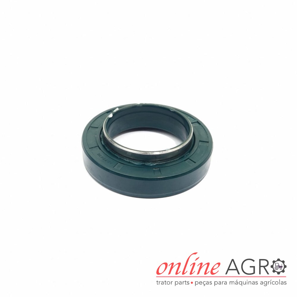 Retentor do eixo traseiro 52x85x16, Kubota, OAAQ7747EPT Vedante circular preto com anel metálico em fundo branco