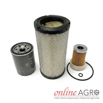 Filtros para máquinas agrícolas com malha metálica, metal e papel, e anéis de vedação em fundo branco com logo Online Agro