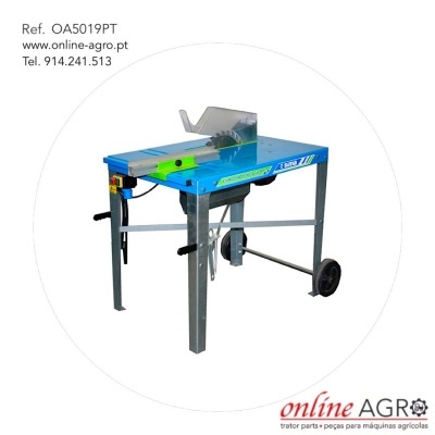 Máquina de cortar madeira com estrutura metálica e rodas