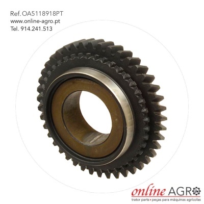 Engrenagem metálica com texto de referência e contacto