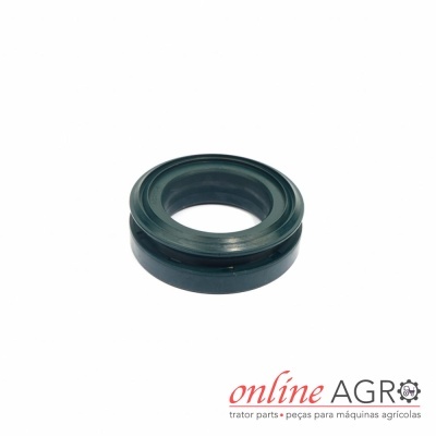 Anel vedante preto para máquinas agrícolas em fundo branco