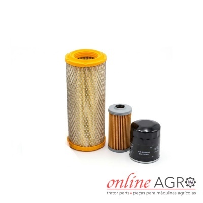 Três filtros para máquinas agrícolas com fundo branco e logótipo online AGRO