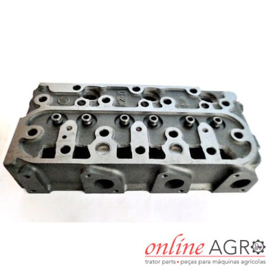 Cabeça de cilindro de motor de trator em metal cinzento