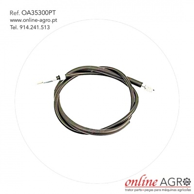 Cabo preto com extremidades metálicas sobre fundo branco e texto informativo