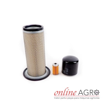 Filtros para máquinas agrícolas em fundo branco com logotipo online AGRO