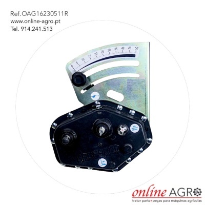 Instrumento metálico com escala numerada e caixa preta com parafusos