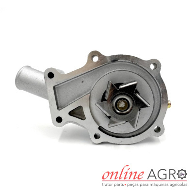 Peça metálica de motor com rotor em estrela e logotipo online AGRO em fundo branco