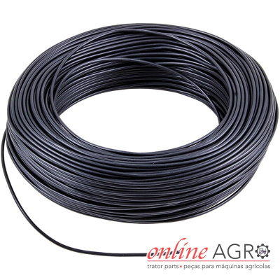 Rolo de fio preto fino enrolado em fundo branco com logotipo online AGR.