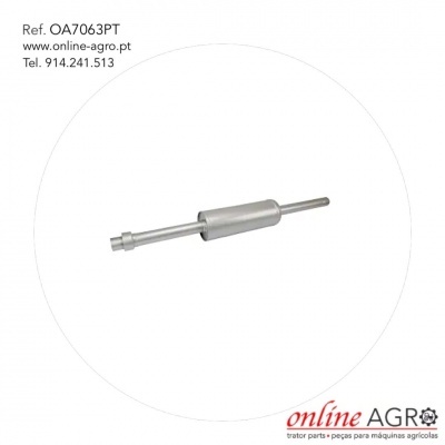 Peça metálica cilíndrica prateada com texto de referência e contactos