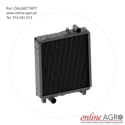 Radiador metálico preto para máquina agrícola com texto informativo