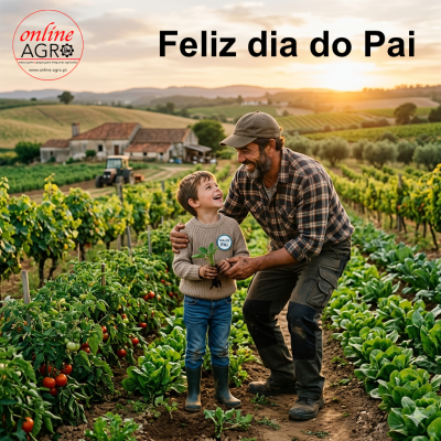 Pai e filho felizes na horta com plantas e tomates