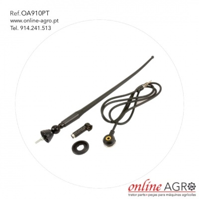 Conjunto de peças plásticas pretas para máquina agrícola com texto de referência e contactos