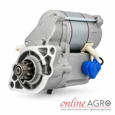 Motor de arranque metálico com detalhe azul em fundo branco e logótipo online AGRO