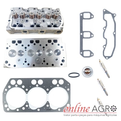 Peças metálicas e de borracha para motor de trator sobre fundo branco