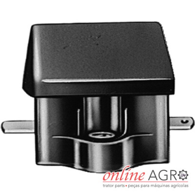 Adaptador elétrico preto com plugue e texto online AGRO