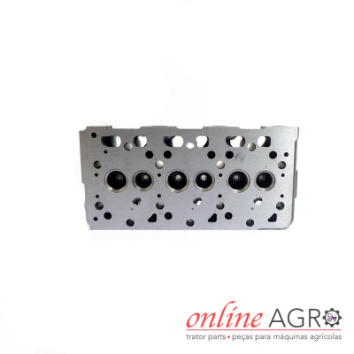 Cabeça de cilindro metálica para motor em fundo branco com texto online AGRO