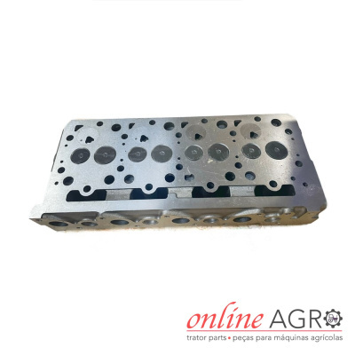 Cabeçote metálico de motor para máquinas agrícolas.
