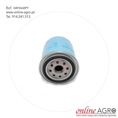 Filtro de óleo azul com aro metálico e orifícios vermelhos em fundo branco
