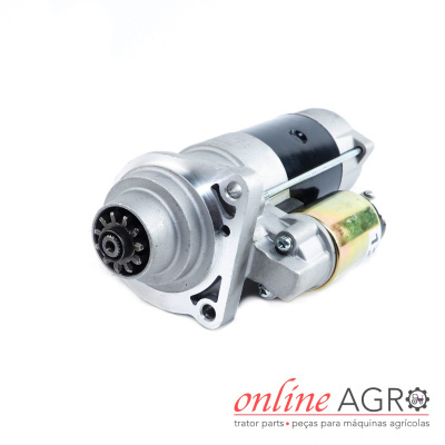 Motor de arranque sobre fundo branco com texto onlîne AGRĂ tratôr parts peças para máquinas agrícolas.