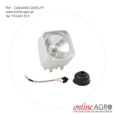 Farol quadrado branco com cabo elétrico e peça de montagem preta num fundo branco