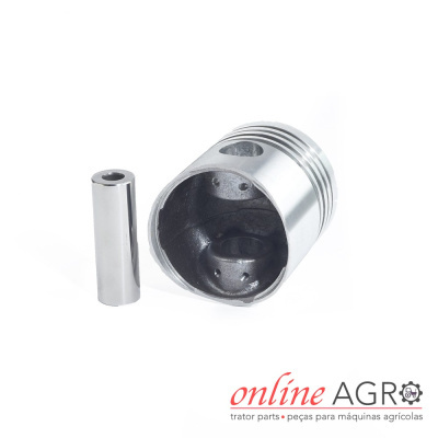 Pistão metálico prateado e pino com logotipo online AGRO em fundo branco
